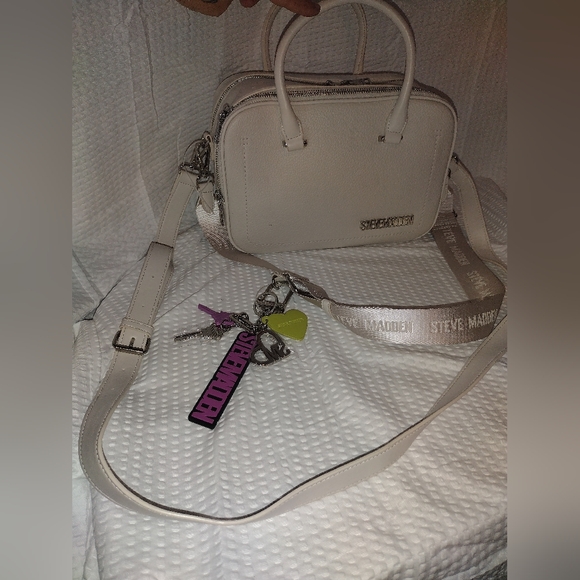 Steve Madden Chalk BCHIPP Crossbody Bag 11"x8" x5" MSRP$108 - Picture 1 of 12